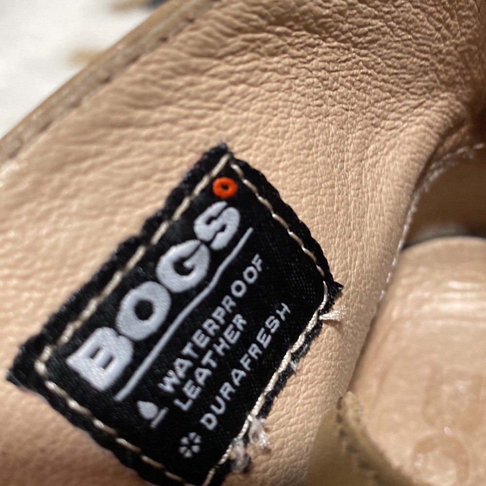 Women’s Tan Lace-Up Ankle Boots - Picture 6 of 8